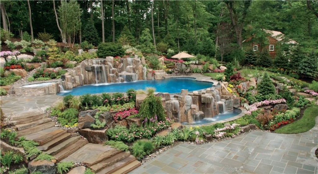 The Best Plants For Swimming Pool Landscaping Roedell s Landscaping